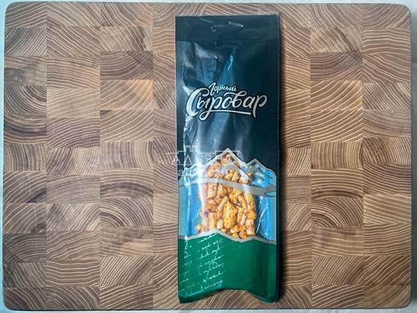 Сыр 60 гр ГОРНЫЙ СЫРОВАР (Бочонок копчёный с аджикой) в Долгопрудном