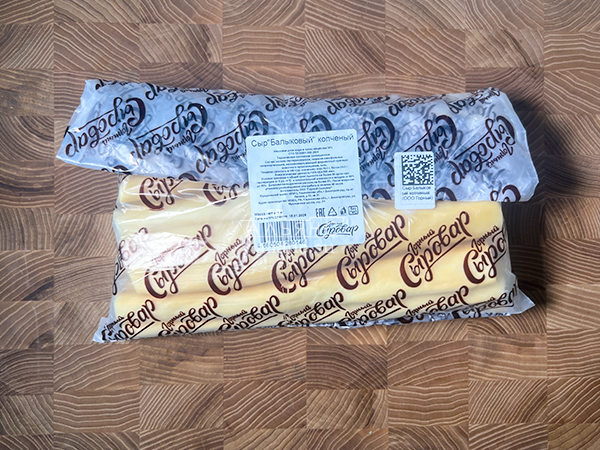 Сыр 1 кг ГОРНЫЙ СЫРОВАР (Балыковый копчёный) в Долгопрудном